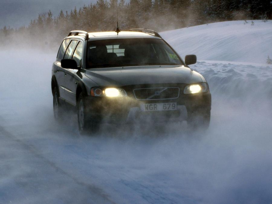  Volvo XC70 2005 года  (фото 10 из 22)